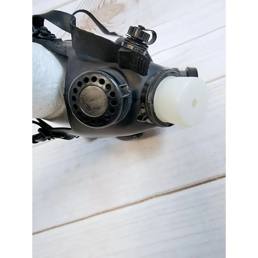 Israeli IDF Adult M-15 GAS Mask With Filter